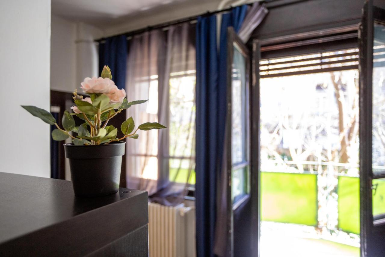 Blueberry Apartment At Buda Castle Budapeste Exterior foto